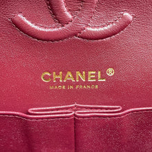 Load image into Gallery viewer, CHANEL Matelasse W-Flap W-Chain Shoulder Bag BlackA01113 Caviar Leather Size 23
