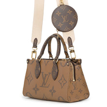 将图像加载到图库查看器中，LOUIS VUITTON Onthego EW RedM46653 Monogram Reverse Canvas Monogram Giant
