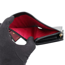 将图像加载到图库查看器中，GUCCI GG Marmont Compact Wallet Black772738 Leather
