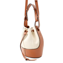 将图像加载到图库查看器中，LOEWE Balloon Shoulder Small Beige/BrownA710C31X02 Canvas Leather
