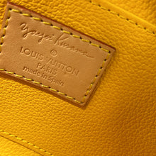 将图像加载到图库查看器中，LOUIS VUITTON LVxYK Pochette Cosmetic Yayoi Kusama JauneM47346 Monogram Pumpkin Dot
