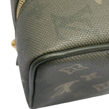 Load image into Gallery viewer, LOUIS VUITTON Dop kit Khaki GreenM26963 Monogram・Surplus
