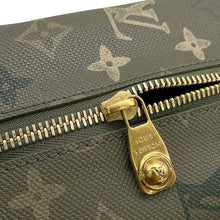 Load image into Gallery viewer, LOUIS VUITTON Dop kit Khaki GreenM26963 Monogram・Surplus
