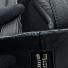 将图像加载到图库查看器中，LOEWE Convertible Backpack BlackB777W36X03 Leather

