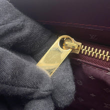 Load image into Gallery viewer, LOUIS VUITTON Fabreau PurpleM91814 Suhali
