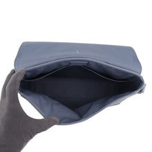 将图像加载到图库查看器中，LOUIS VUITTON takeoff messenger NavyM23709 Grain Leather
