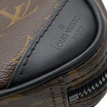 将图像加载到图库查看器中，LOUIS VUITTON Utility side bag NoirM44477 Monogram / Solar Powered Ray
