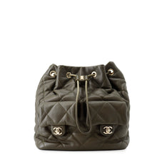 将图像加载到图库查看器中，CHANEL Drawstring Double Pocket Backpack KhakiAS4342 Leather
