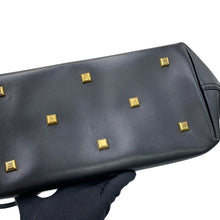 Load image into Gallery viewer, Ferragamo Gancini Tote Bag Black/Beige21H663 720393 Leather Canvas
