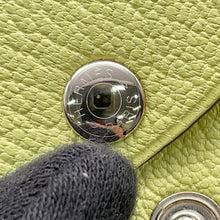 将图像加载到图库查看器中，HERMES Calvi duo Jaune Bull John Chevre Myzore Goatskin
