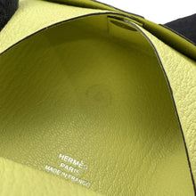 将图像加载到图库查看器中，HERMES Calvi duo Jaune Bull John Chevre Myzore Goatskin
