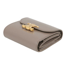 Load image into Gallery viewer, CELINE Triomphe Flap Wallet Gray10D783 shiny calf
