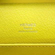 Load image into Gallery viewer, HERMES ClicH Lime Evercolor Size 21
