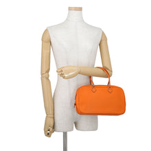Load image into Gallery viewer, HERMES Plume Elan Orange Epsom Size 28
