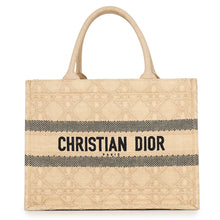 Load image into Gallery viewer, Dior Book tote Natural/BlackM1296ZSQD_M925 Raffia Size Medium
