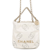 将图像加载到图库查看器中，CHANEL CHANEL 22 Perforated Chain Shoulder Bag WhiteAS3980-B19648-10601 Shiny Calf Leather Size Mini
