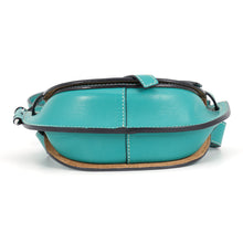 将图像加载到图库查看器中，LOEWE Gate Bumbag Crossbody Bag Green Leather

