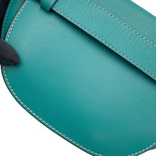 将图像加载到图库查看器中，LOEWE Gate Bumbag Crossbody Bag Green Leather
