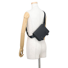 将图像加载到图库查看器中，LOEWE Military Bumbag Black317.12AB234 Leather
