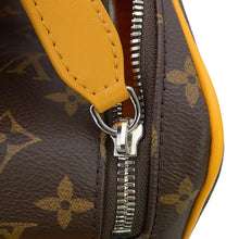 Load image into Gallery viewer, LOUIS VUITTON dopp kit JauneM46764 Monogram
