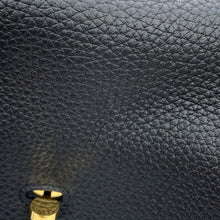 Load image into Gallery viewer, HERMES Lindy Black Taurillon Clemence Size 26
