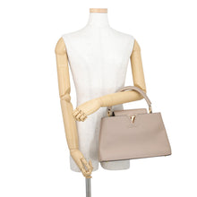 Load image into Gallery viewer, LOUIS VUITTON Capucines GaletM42263 Taurillon Leather Size PM
