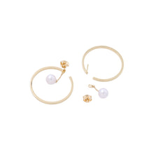 Load image into Gallery viewer, TASAKI Kinetic Pearl EarringsE-4146 18K Yellow Gold
