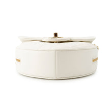 Load image into Gallery viewer, CHANEL Matelasse Heart Shape Chain Shoulder WhiteAS3191 Lambskin

