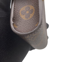 Load image into Gallery viewer, LOUIS VUITTON Von Pouch Metis BrownM13572 Monogram
