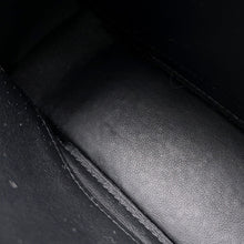 将图像加载到图库查看器中，HERMES Geta Black Chevre Myzore Goatskin
