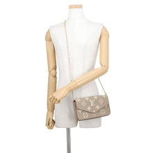 将图像加载到图库查看器中，LOUIS VUITTON Felicie Pochette Tourterelle/ClaimM82610 Monogram Empreinte Leather
