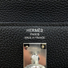 Load image into Gallery viewer, HERMES Kelly Retourne Black Togo Leather Size 25
