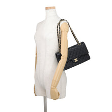 Load image into Gallery viewer, CHANEL Classic Matelasse Double Flap Chain Shoulder Bag BlackA01112-Y01295-94305 Lambskin Size 25
