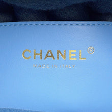 将图像加载到图库查看器中，CHANEL CHANEL25 ChainShoulder Bag BlueAS5311 Denim Size Medium
