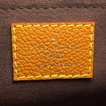 将图像加载到图库查看器中，LOUIS VUITTON Marel GoldMielM80794 Epi Leather
