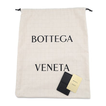 Load image into Gallery viewer, Bottega Veneta INTRECCIATO Andiamo Notchyola766014VCPP12808 Lambskin Size Small
