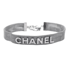 将图像加载到图库查看器中，CHANEL Logo Mesh Choker Metal
