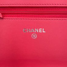 将图像加载到图库查看器中，CHANEL CC Logo Chain Wallet RedA48654 Caviar Leather
