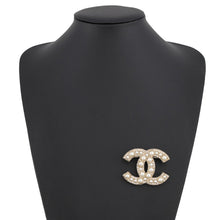 Load image into Gallery viewer, CHANEL CC Logo Brooch Gold Gold Plated Faux Pearl
