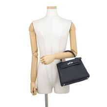 Load image into Gallery viewer, HERMES Kelly Retourne Caban Togo Leather Size 25
