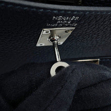 Load image into Gallery viewer, HERMES Kelly Retourne Caban Togo Leather Size 25
