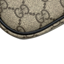 Load image into Gallery viewer, GUCCI Horsebit1955 Soft Small Top Handle Bag Beige/Black815206 GG Supreme Leather
