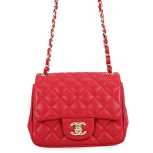 Load image into Gallery viewer, CHANEL Mini Matelasse Single Flap Single Chain Shoulder Bag RedA35200 Lambskin Size 17
