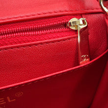 Load image into Gallery viewer, CHANEL Mini Matelasse Single Flap Single Chain Shoulder Bag RedA35200 Lambskin Size 17
