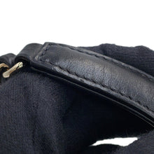 将图像加载到图库查看器中，CHANEL Mini Matelasse Single Flap Chain Shoulder Bag Black Lambskin Faux Pearl Size 17

