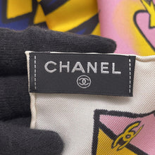 Load image into Gallery viewer, CHANEL Métiers d'Art Bandana Pink/Multicolor Silk100%
