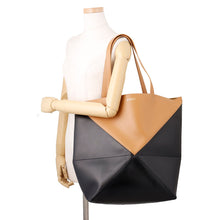 Load image into Gallery viewer, LOEWE Puzzle Fold Tote Bag (Two-tone) Camel/BlackB779Q18X05 Calf Leather Size Extra large
