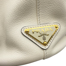 将图像加载到图库查看器中，PRADA Duet Bucket Bag White1BH038 Leather
