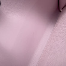 将图像加载到图库查看器中，HERMES Constance to Go mauve pail Epsom
