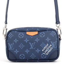 将图像加载到图库查看器中，LOUIS VUITTON Trocadero Wearable Wallet OceanBlueM26826 Monogram・Heritage
